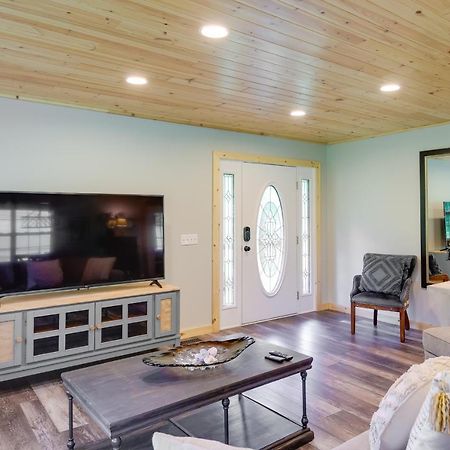 Sevierville Cabin With Private Hot Tub And Fire Pit 外观 照片